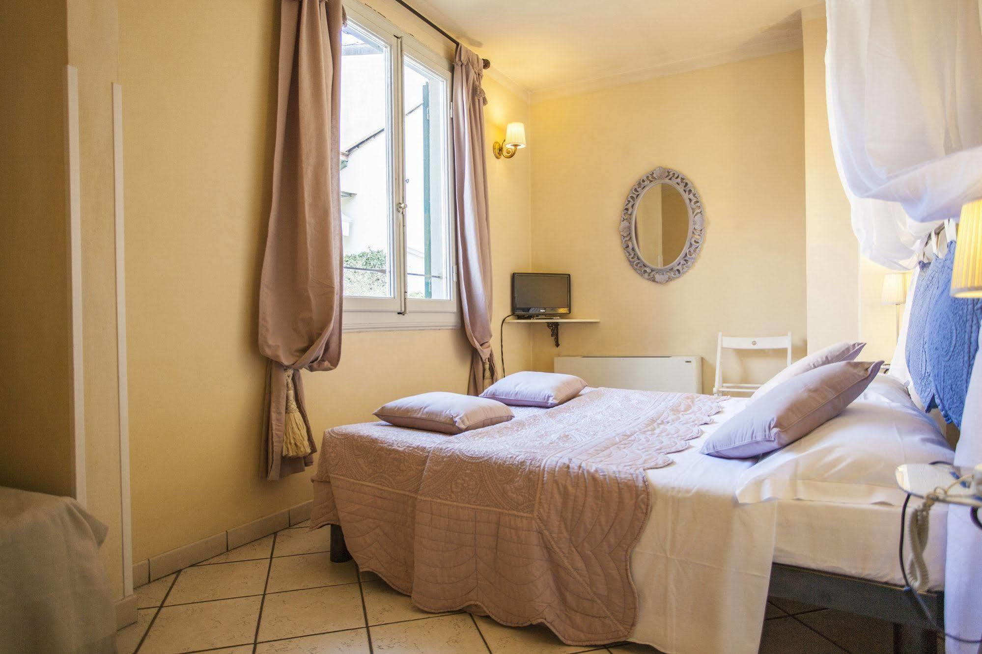 B&B Life Style Novecento Florenţa Exterior foto
